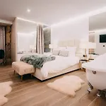 Casa Albarari Boutique Double With Access To Shared Infinity Pool Otel
